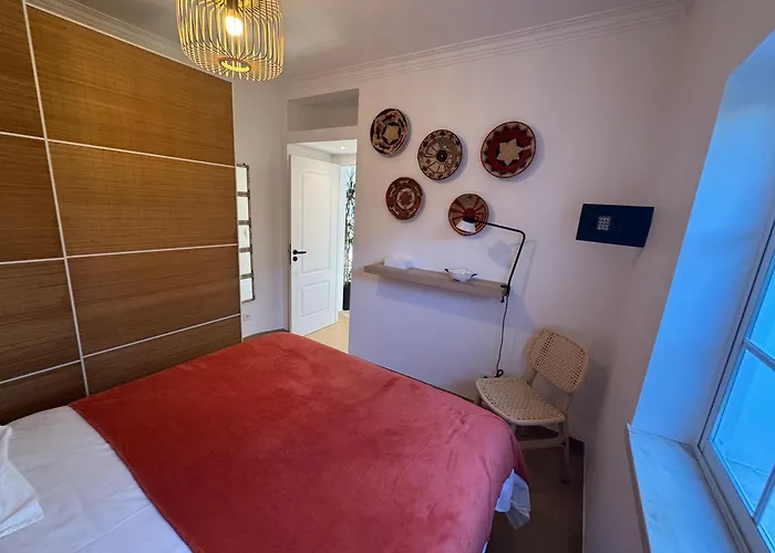 Apartment Center, Charming 2 Bedroom