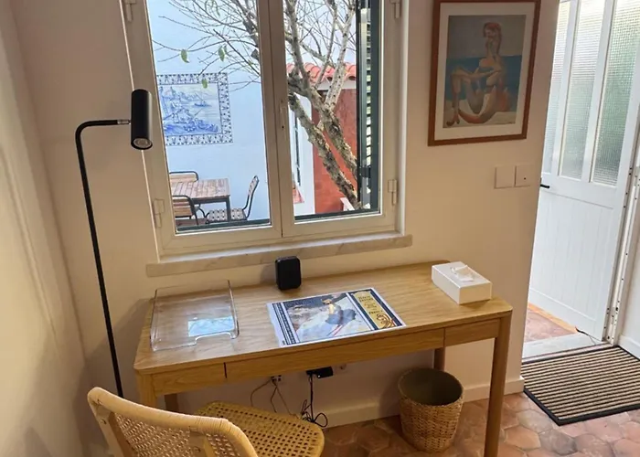 Center, Charming 2 Bedroom Appartement *