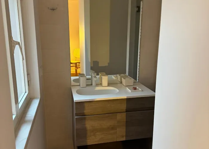 Center, Charming 2 Bedroom Appartement