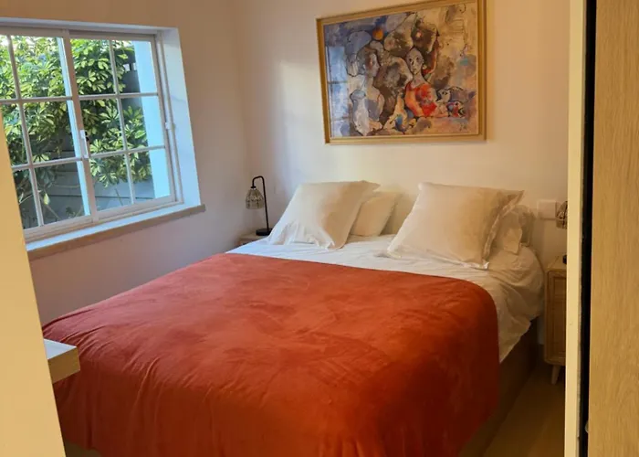 Center, Charming 2 Bedroom Appartement