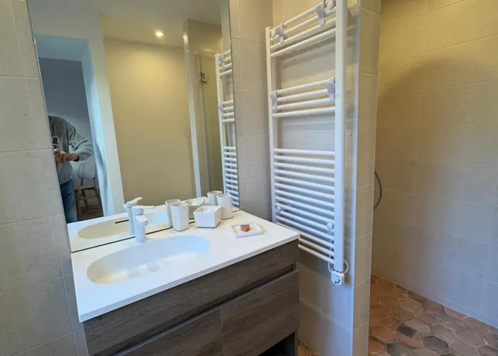 Center, Charming 2 Bedroom Cascais