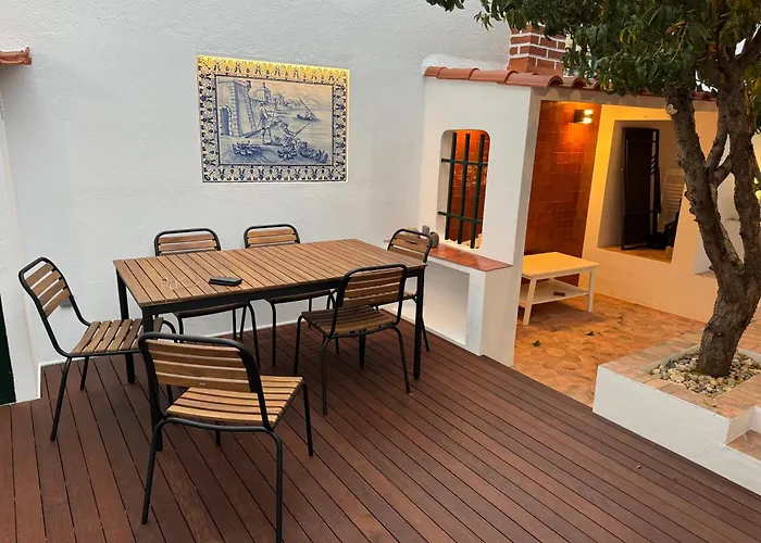 Center, Charming 2 Bedroom Appartement *