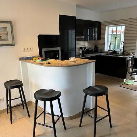 Center, Charming 2 Bedroom * Кашкайш