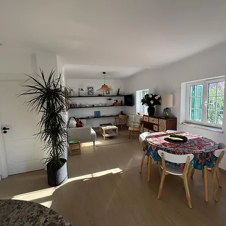 Center, Charming 2 Bedroom * カスカイス